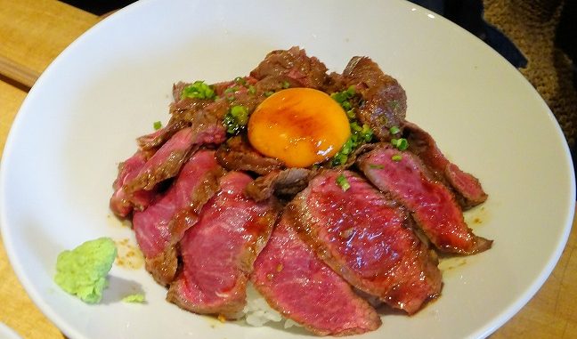 ランチのビフテキ丼が最高 中州 博多焼肉 明治屋 福岡ホリック Fukuokaholic